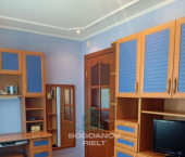2-комн, 40кв м, этаж 1/2 ул П.Г.Косенкова, 43