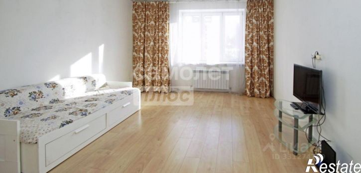 3-комн квартира ул 1-й Красной Звезды, 81,  д. 81