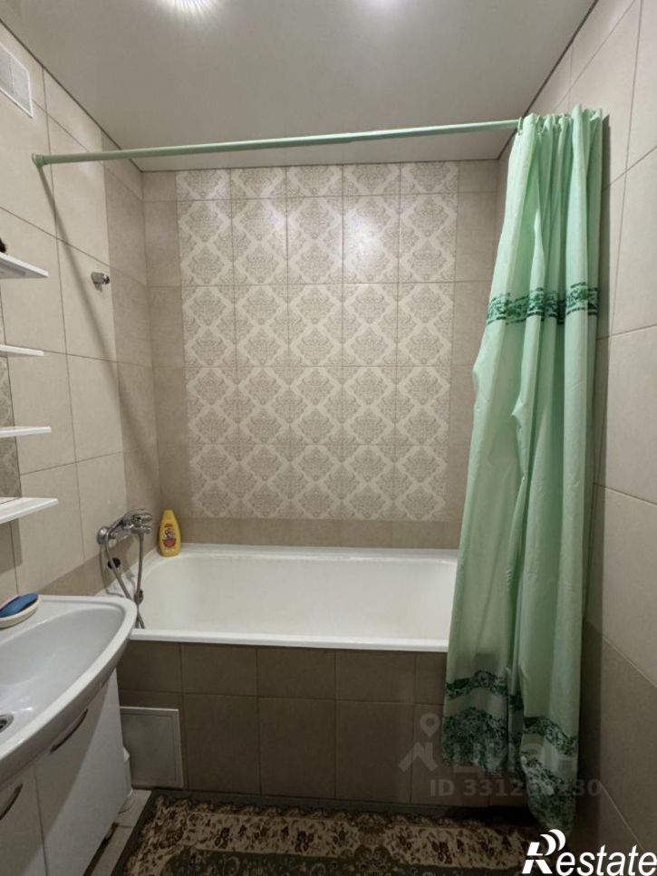 3-комн квартира ул Гашека, 24,  д. 24