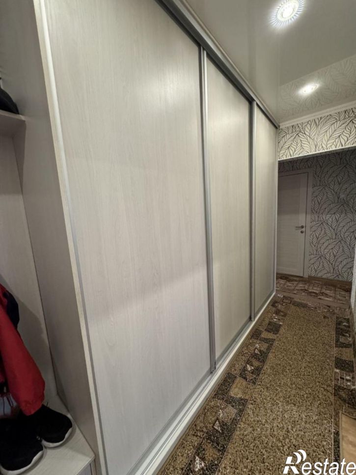 3-комн квартира ул Гашека, 24,  д. 24