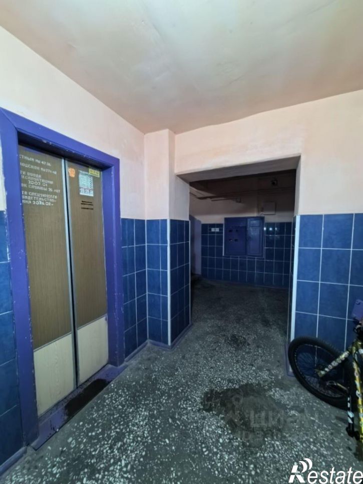 3-комн квартира ул Комкова, 4/1,  д. 4/1