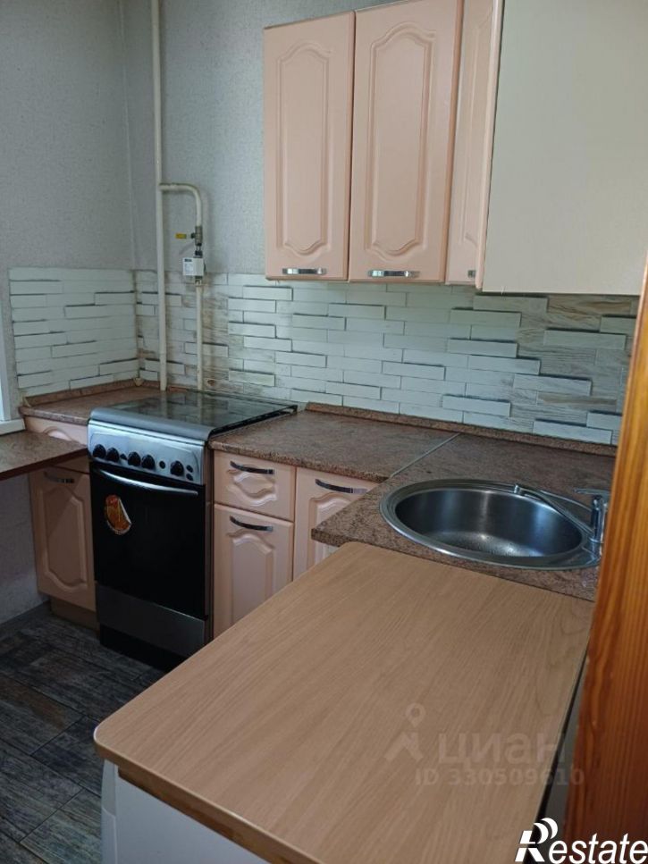 3-комн квартира ул 75 Гвардейской бригады, 10б,  д. 10б