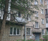 2-комн, 40кв м, этаж 1/5 ул Орджоникидзе, 272А