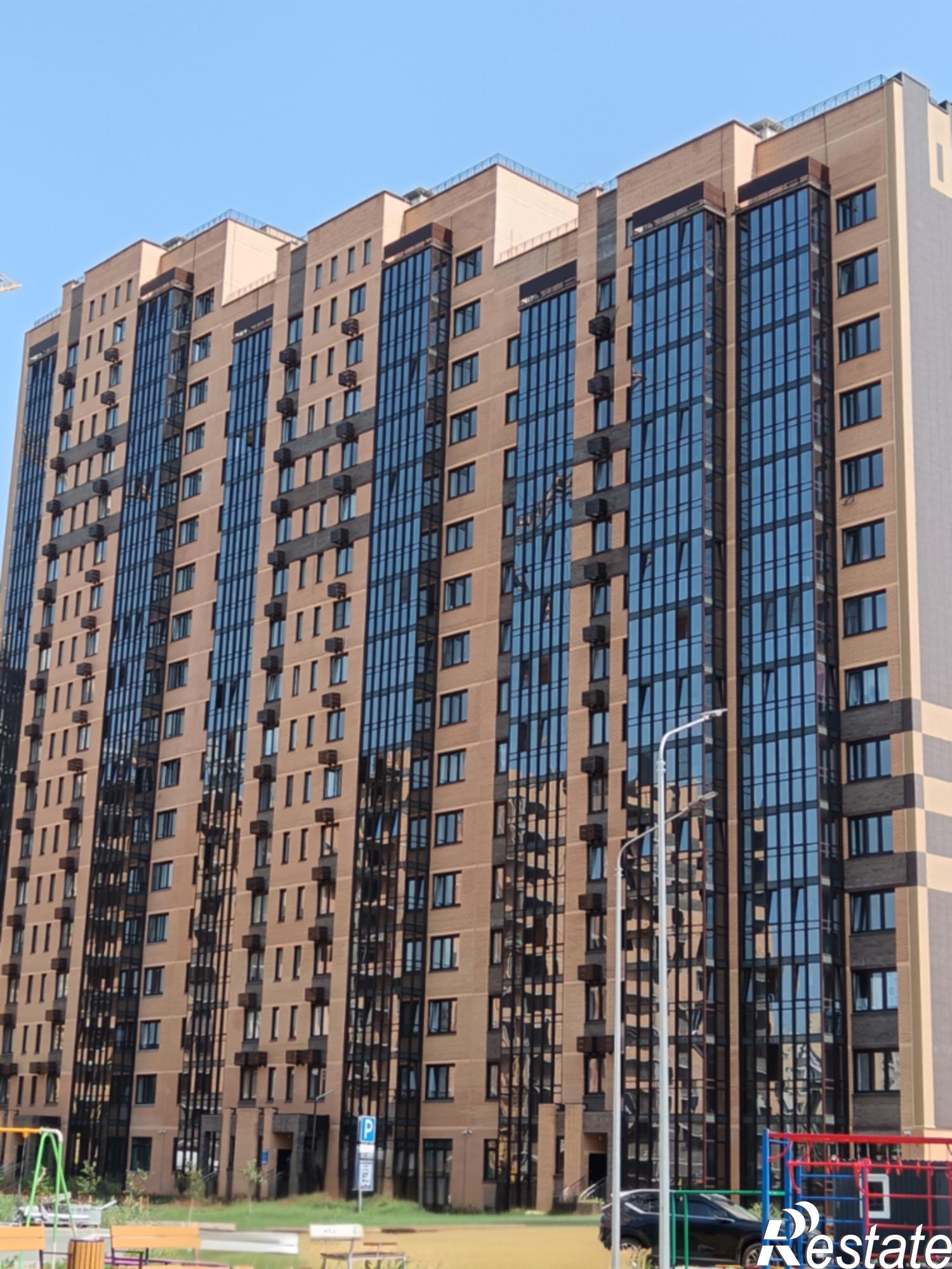 Купить квартиру за 10 140 000 рублей на ул Б.Г.Шаронова, 33