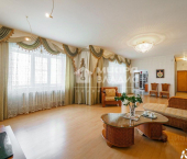 3-комн, 121кв м, этаж 3/11 пр-кт Комарова, 9