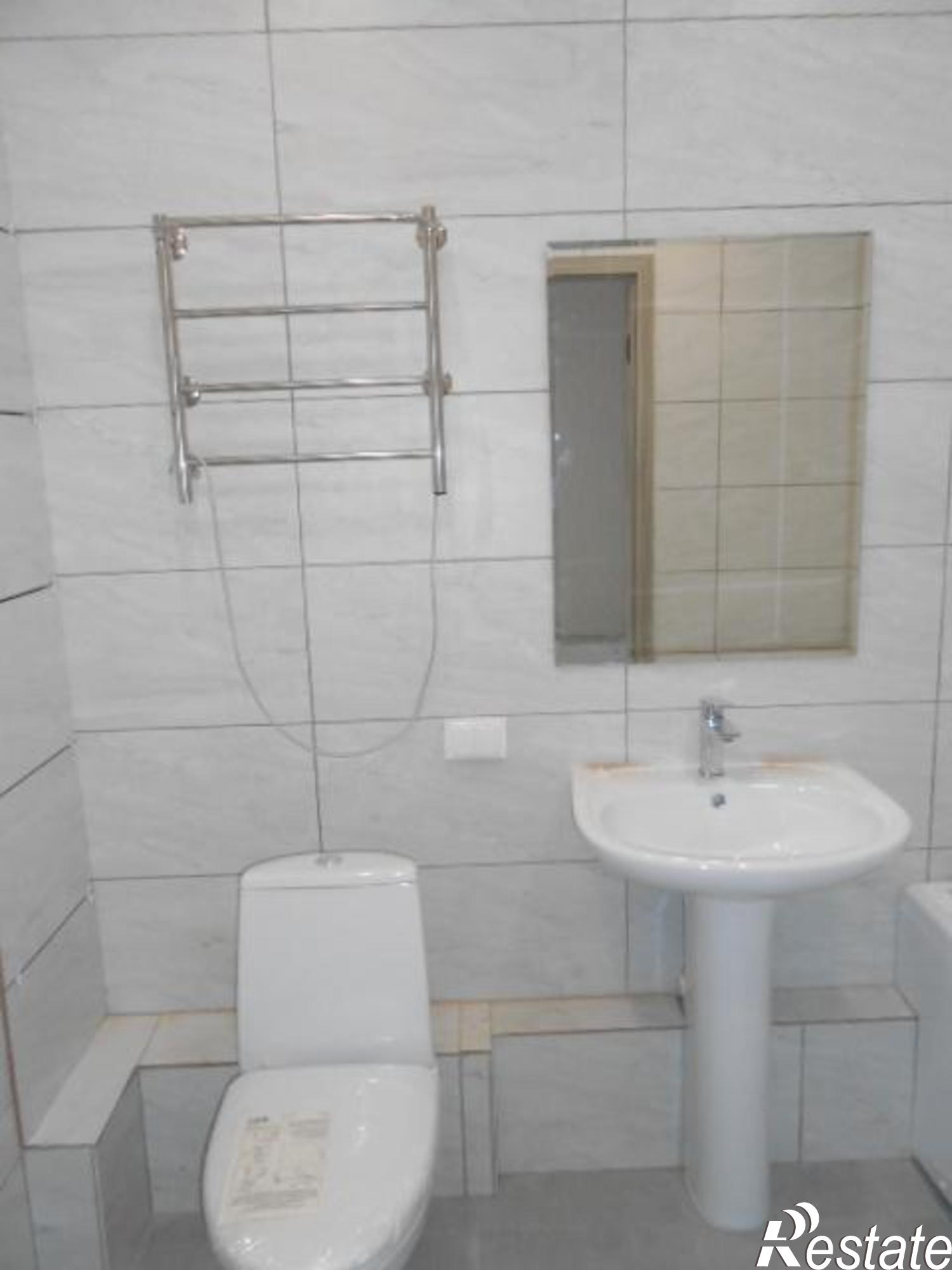 Купить квартиру за 10 290 000 рублей на Б.Г. Шаронова, 33