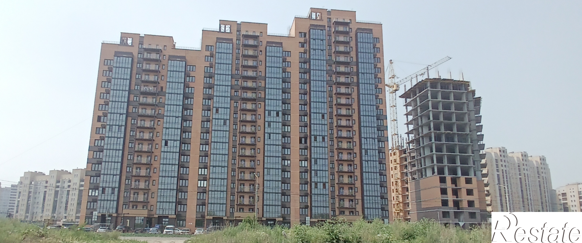 Купить квартиру за 13 820 000 рублей на Б.Г. Шаронова, 33