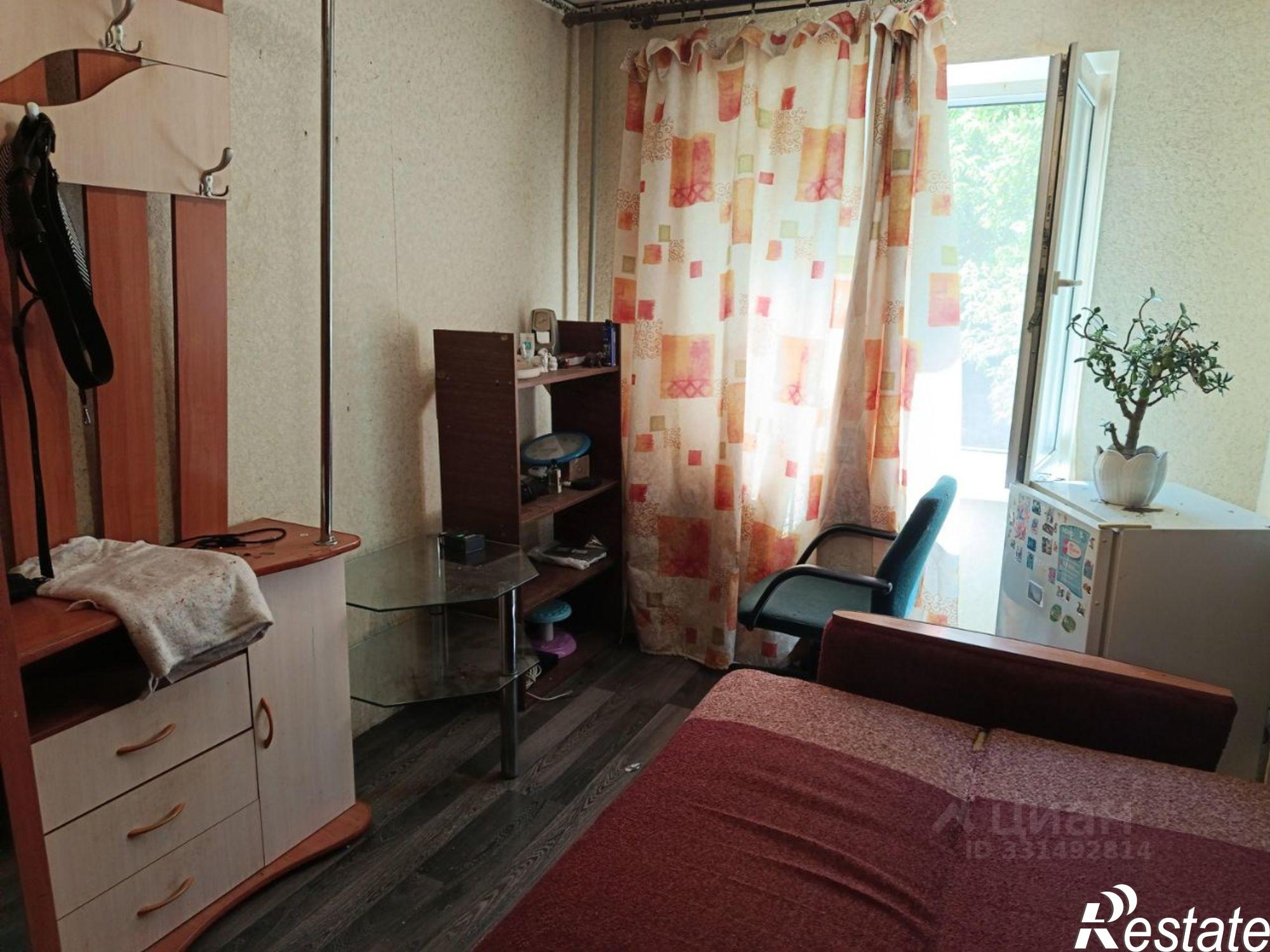 Сдать комнату за 9 000 рублей на ул Андрианова, 34