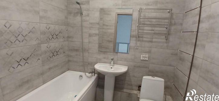 3-комн квартира Б.Г. Шаронова, 33