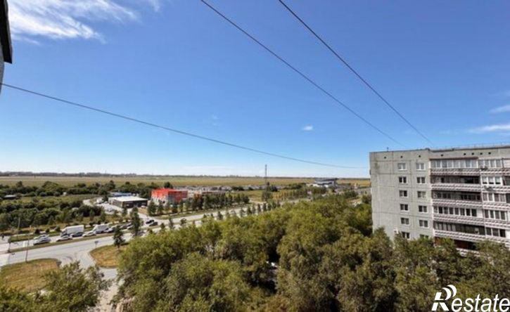 3-комн квартира ул Конева, 32,  д. 32