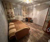 3-комн, 33кв м, этаж 1/5 ул Петра Ильичева, 2