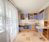 3-комн, 81кв м, этаж 3/8 ул 7-я Линия, 190