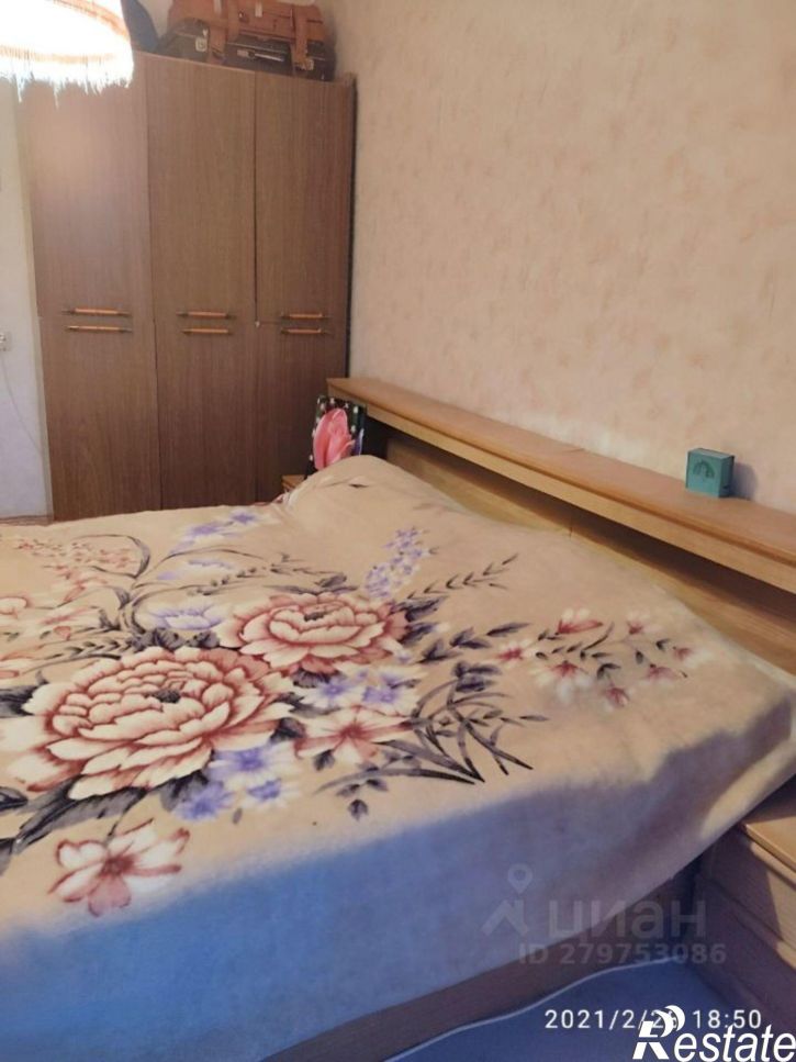 3-комн квартира ул Дианова, 12/1,  д. 12/1