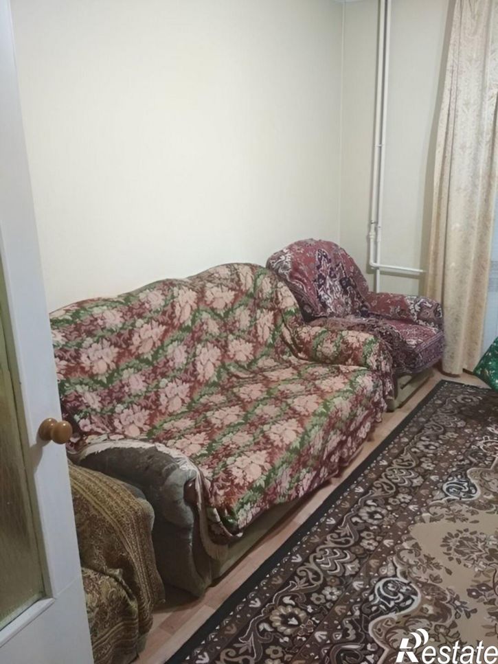 3-комн квартира ул Дианова, 12/1,  д. 12/1