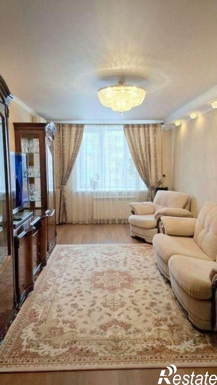 3-комн квартира ул Гашека, 17,  д. 17