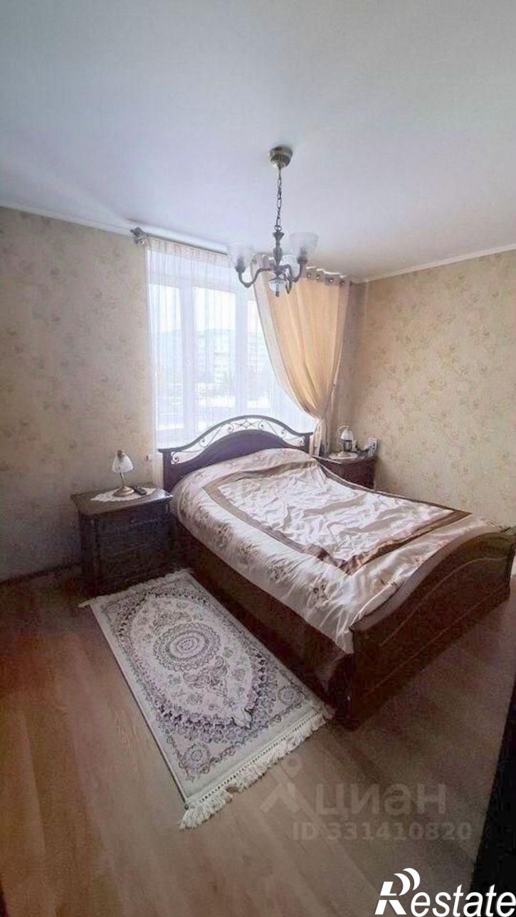 3-комн квартира ул Гашека, 17,  д. 17