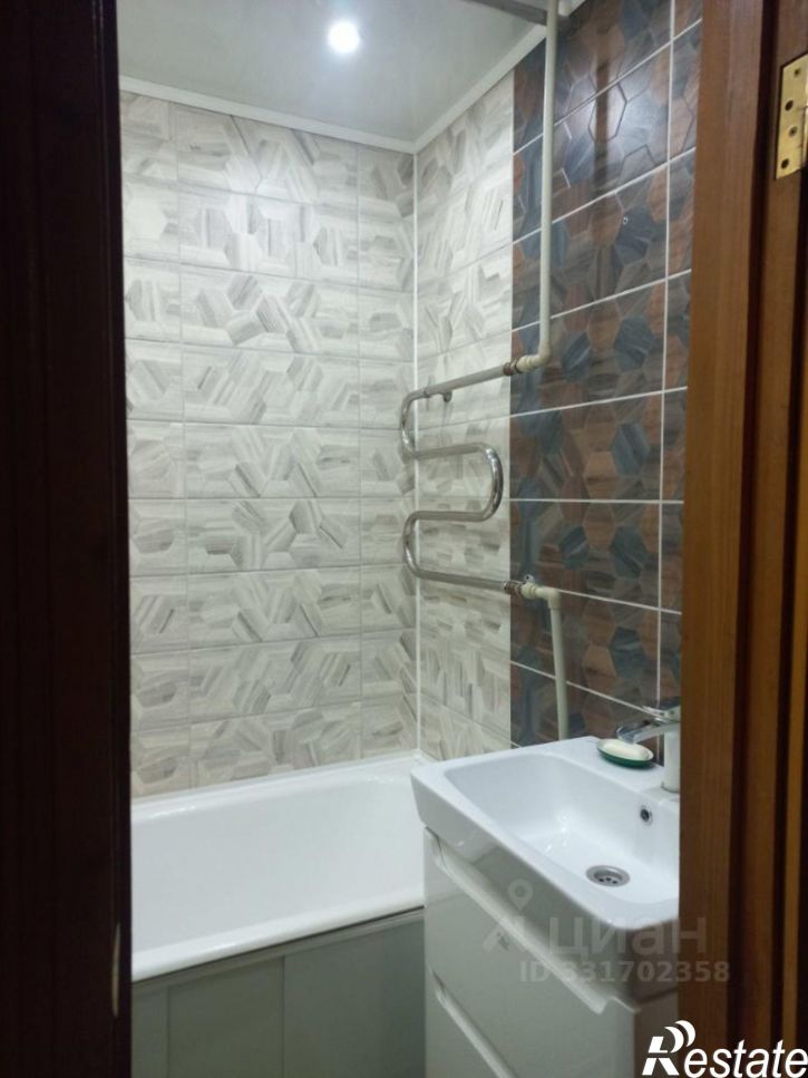 3-комн квартира Комбинатский пер, 8,  д. 8
