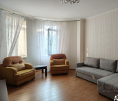 2-комн, 66кв м, этаж 4/9 пр-кт Комарова, 17 1