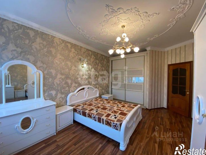 4-комн квартира ул Серова, 39,  д. 39