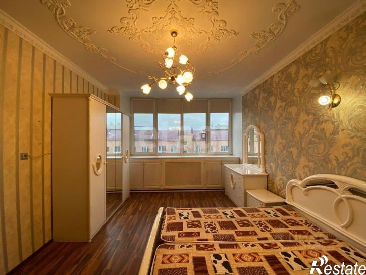 4-комн квартира ул Серова, 39,  д. 39
