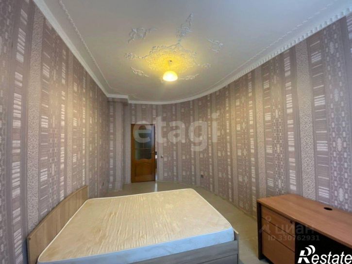 4-комн квартира ул Серова, 39,  д. 39
