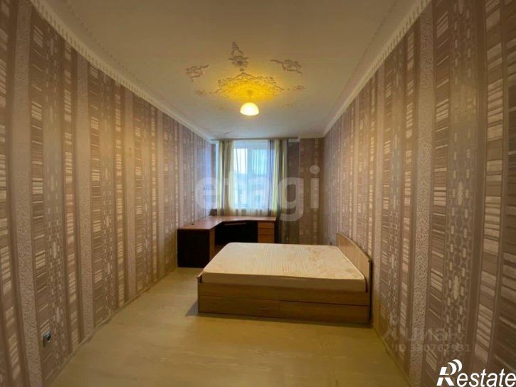4-комн квартира ул Серова, 39,  д. 39