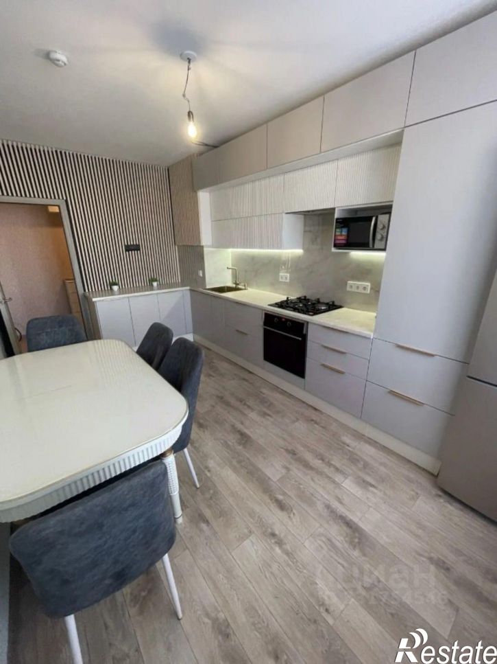 2-комн квартира 6-й Амурский пр-д, 18,  д. 18