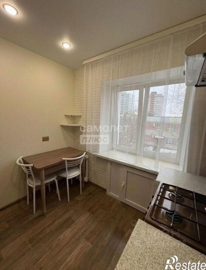 2-комн квартира ул Красный Путь, 145,  д. 145