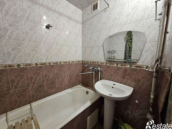 3-комн квартира ул 21-я Северная, 165,  д. 165