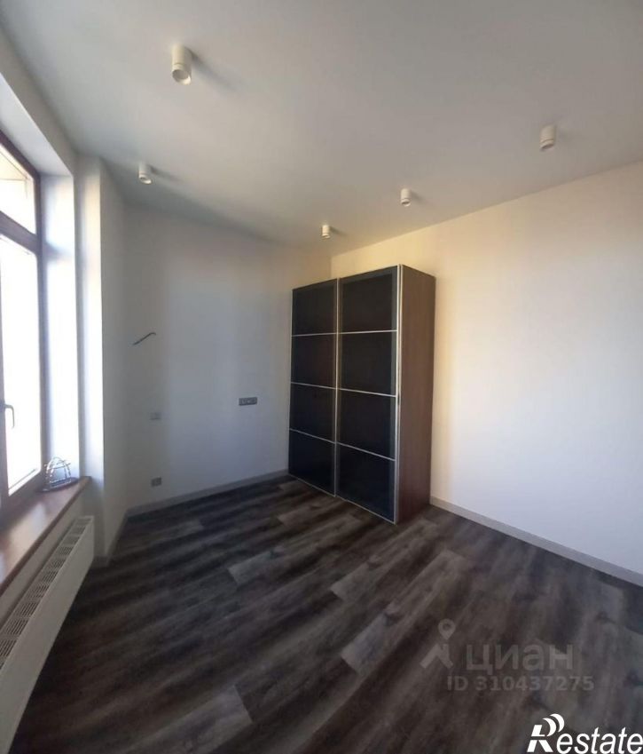 3-комн квартира ул Сенная, 30,  д. 30