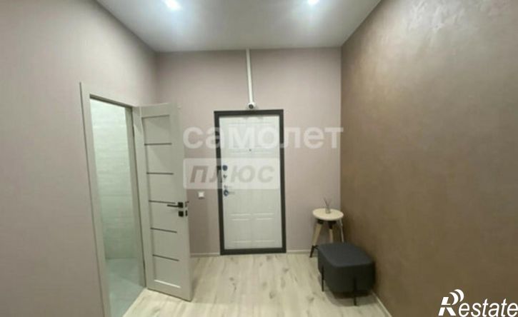 2-комн квартира ул Завертяева, 1,  д. 1