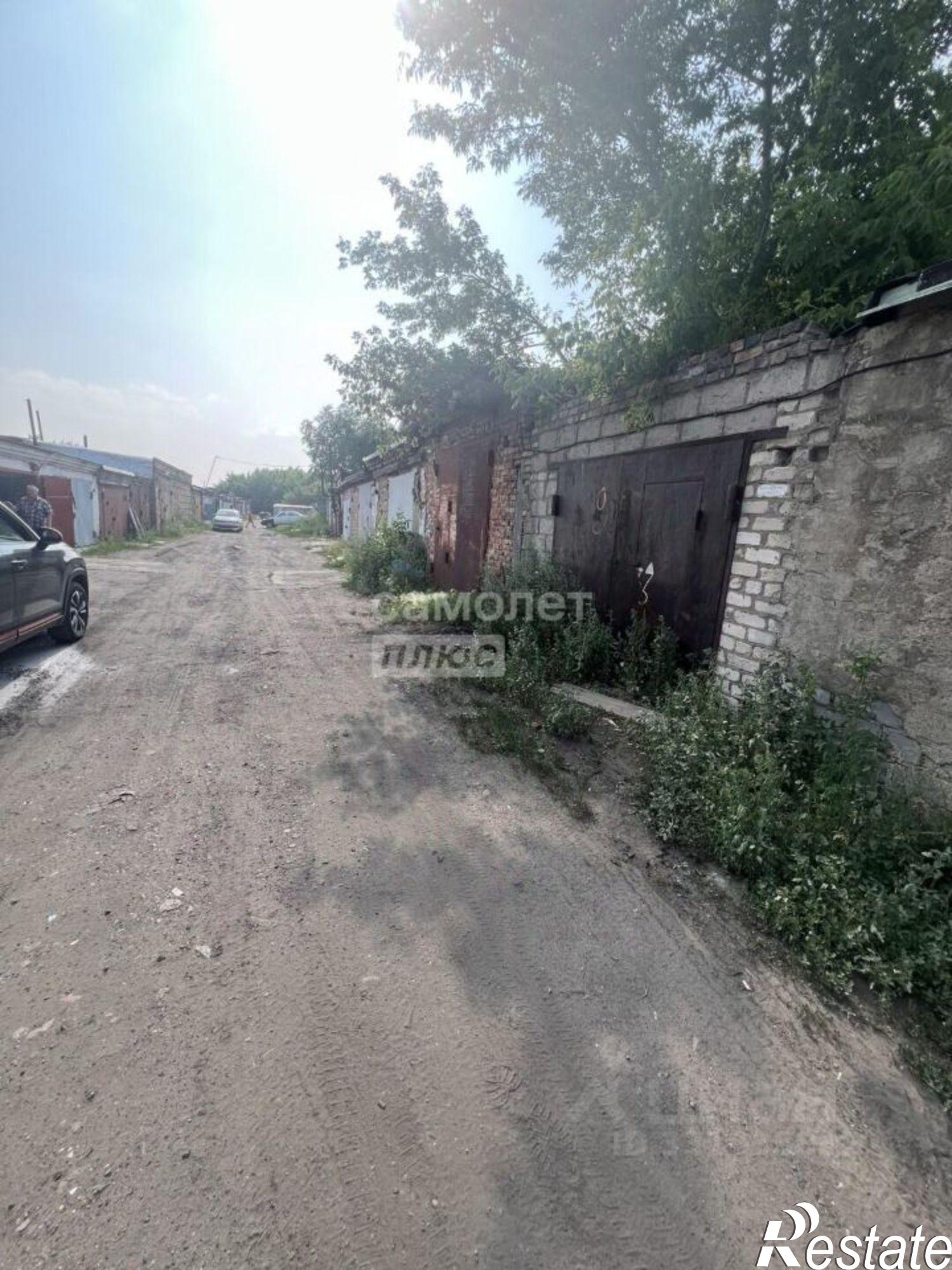 Купить гараж, место в паркинге за 600 000 рублей на ул Воровского, 2