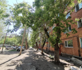 комната 85 кв м ул Петра Ильичева, 2