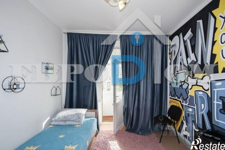 3-комн квартира ул Константина Заслонова, 5,  д. 5