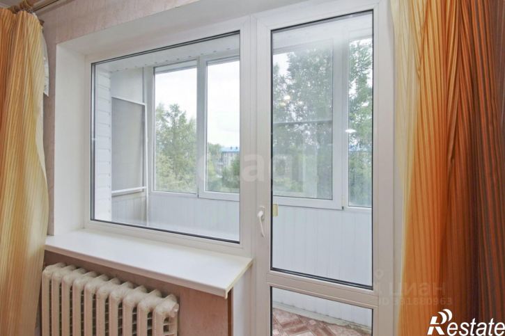 3-комн квартира ул Марка Никифорова, 4,  д. 4