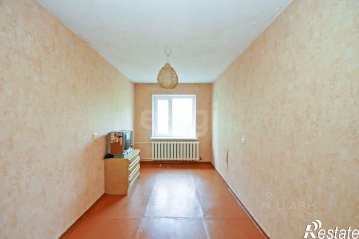 3-комн квартира ул Марка Никифорова, 4,  д. 4