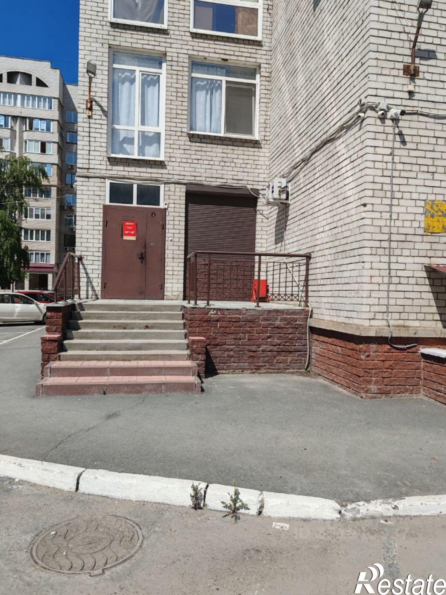Купить офис, помещение под офис за 10 456 500 рублей на ул Масленникова, 80