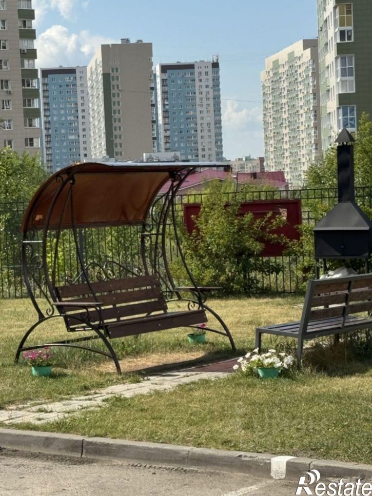 4-комн квартира б-р Архитекторов, 2/1,  д. 2/1