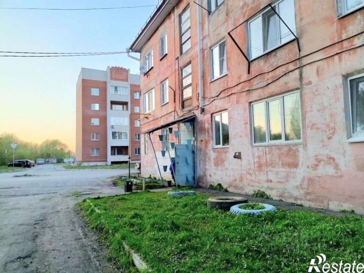 4-комн квартира ул 1-я Кленовая, 12,  д. 12