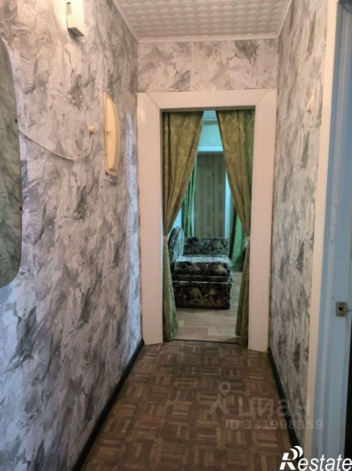 3-комн квартира ул Всеволода Иванова, 18,  д. 18