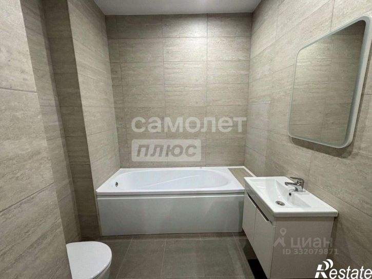 2-комн квартира в новом доме ул Завертяева, 1,  д. 1
