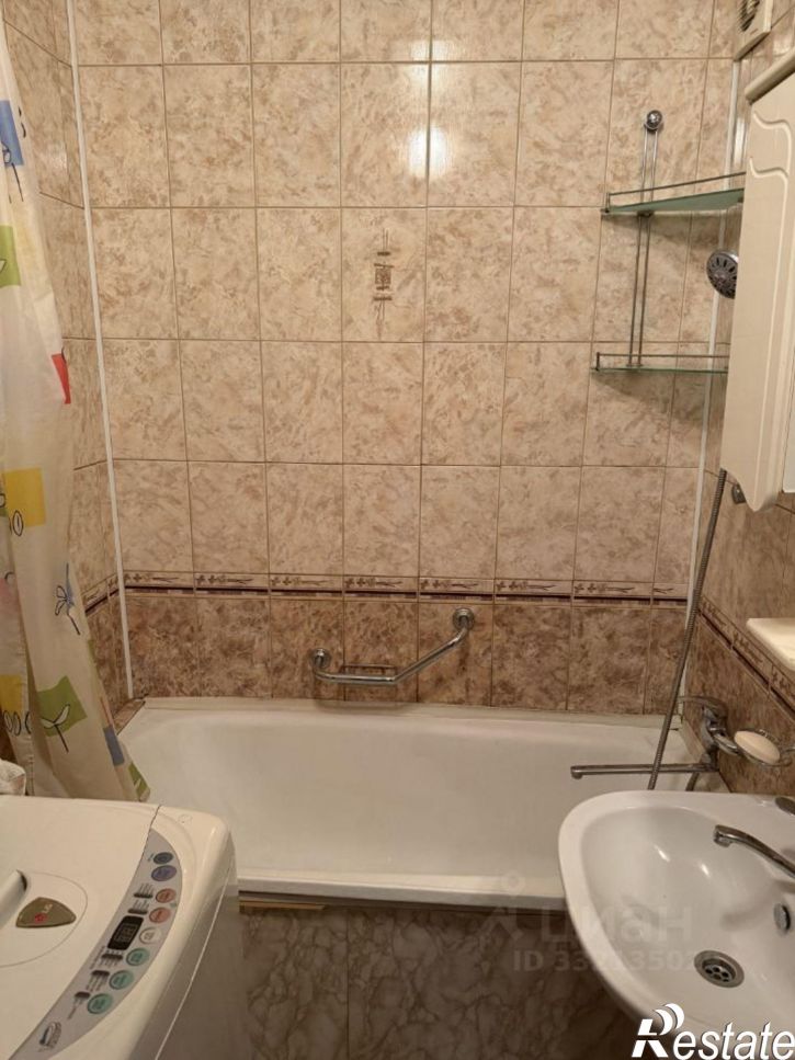 4-комн квартира ул Лукашевича, 1,  д. 1