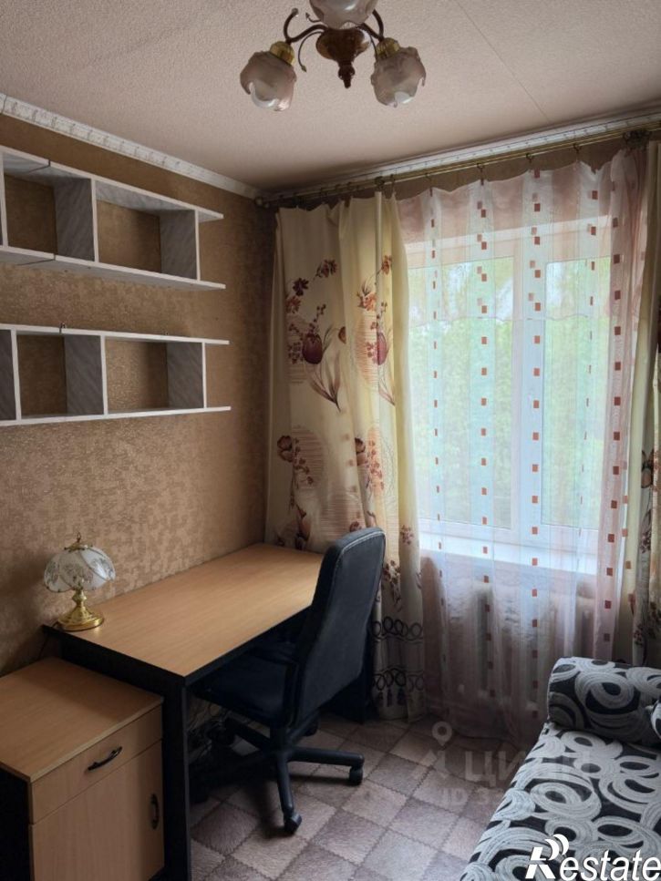 4-комн квартира ул Лукашевича, 1,  д. 1