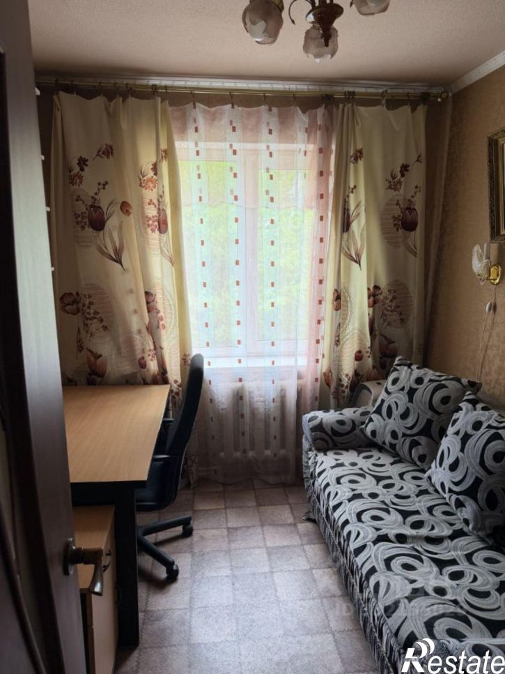 4-комн квартира ул Лукашевича, 1,  д. 1
