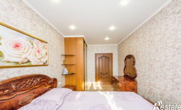3-комн квартира ул 1-й Красной Звезды, 81,  д. 81