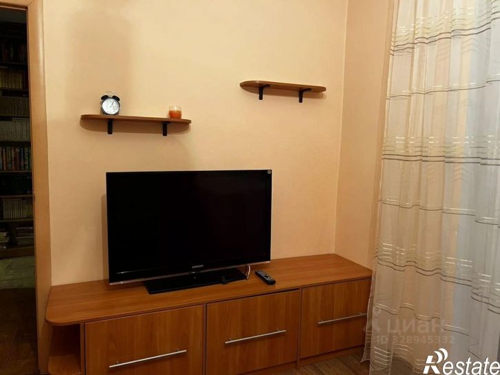 2-комн квартира ул Дианова, 6,  д. 6