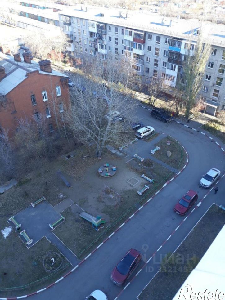 3-комн квартира 16-й Военный г-к, 461,  д. 461