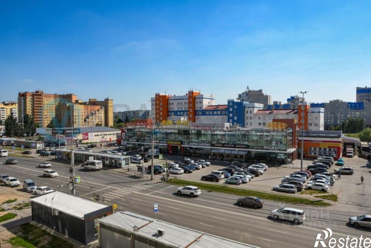 3-комн квартира ул 70 лет Октября, 10,  д. 10
