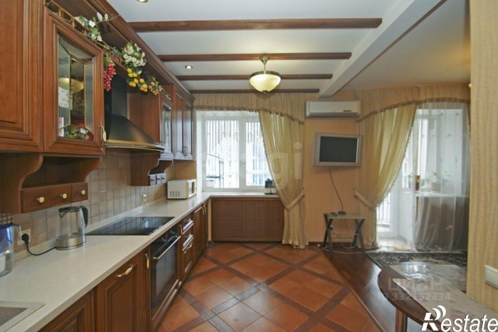 1-комн квартира ул 8-я Линия, 96,  д. 96