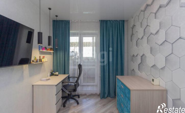 5-комн квартира пр-кт Комарова, 16,  д. 16
